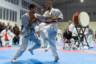 Спортен клуб по карате „Цунами"