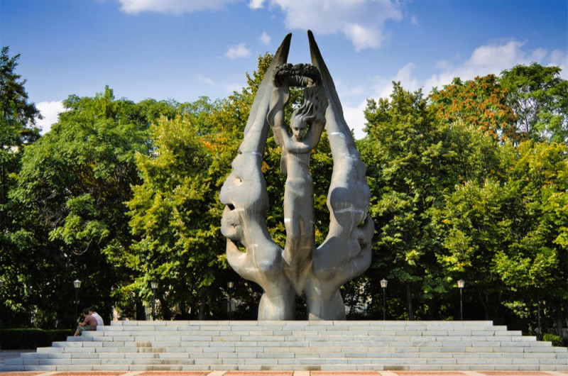 Паметникът на Съединението